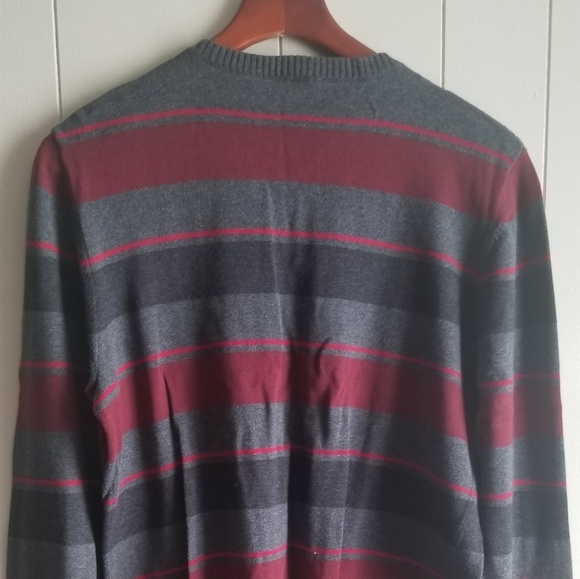DKNY Jeans V Neck Gray/Cranberry Striped Sweater - Picture 4 of 8